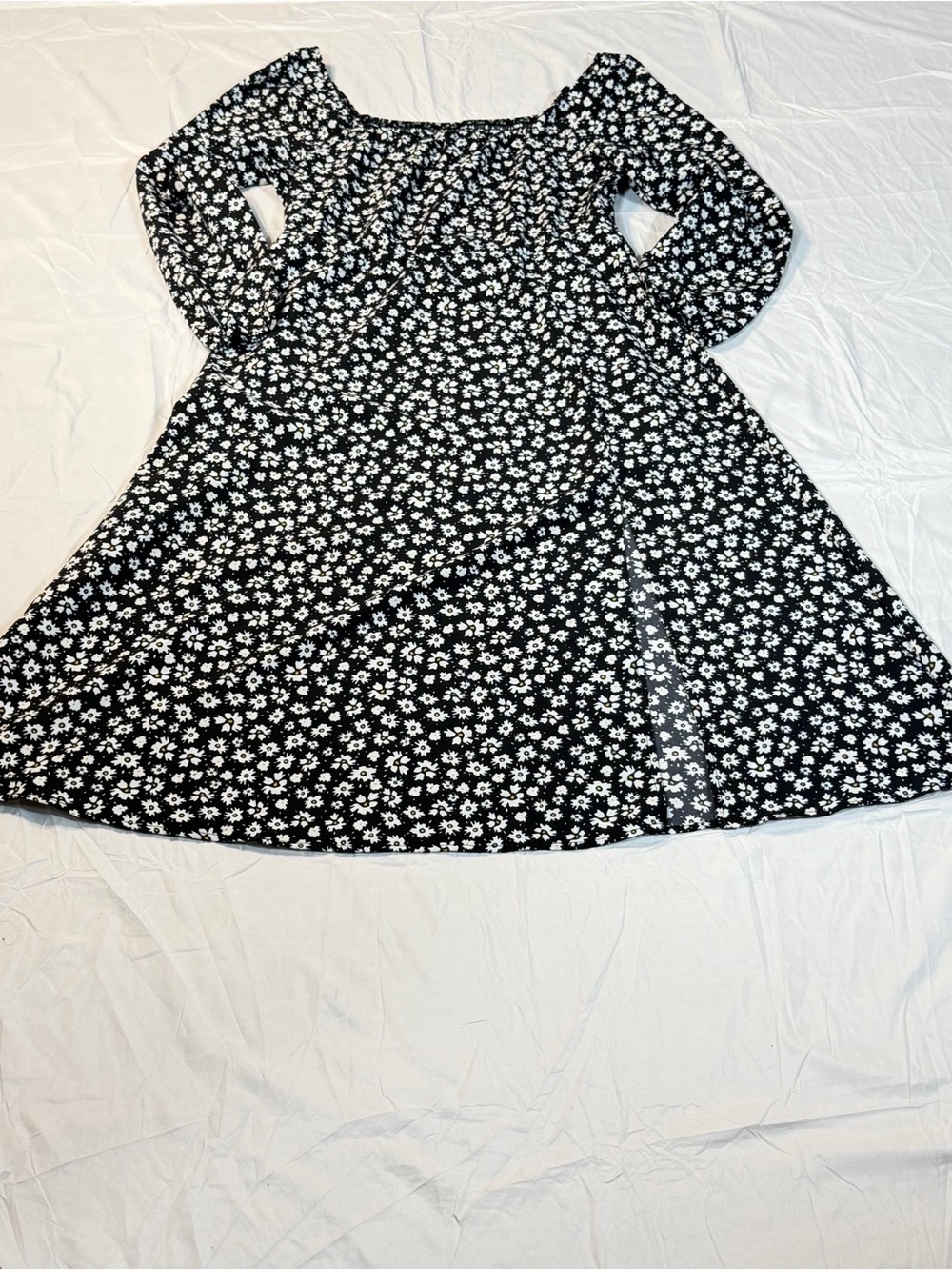 SHEIN Black White Floral Square Neck Midi Dress Bishop Long Sleeve Size 1X - Picture 1 of 8